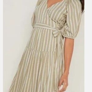 Old Navy Beige Striped Puff Sleeve Dress, Self Wrap.